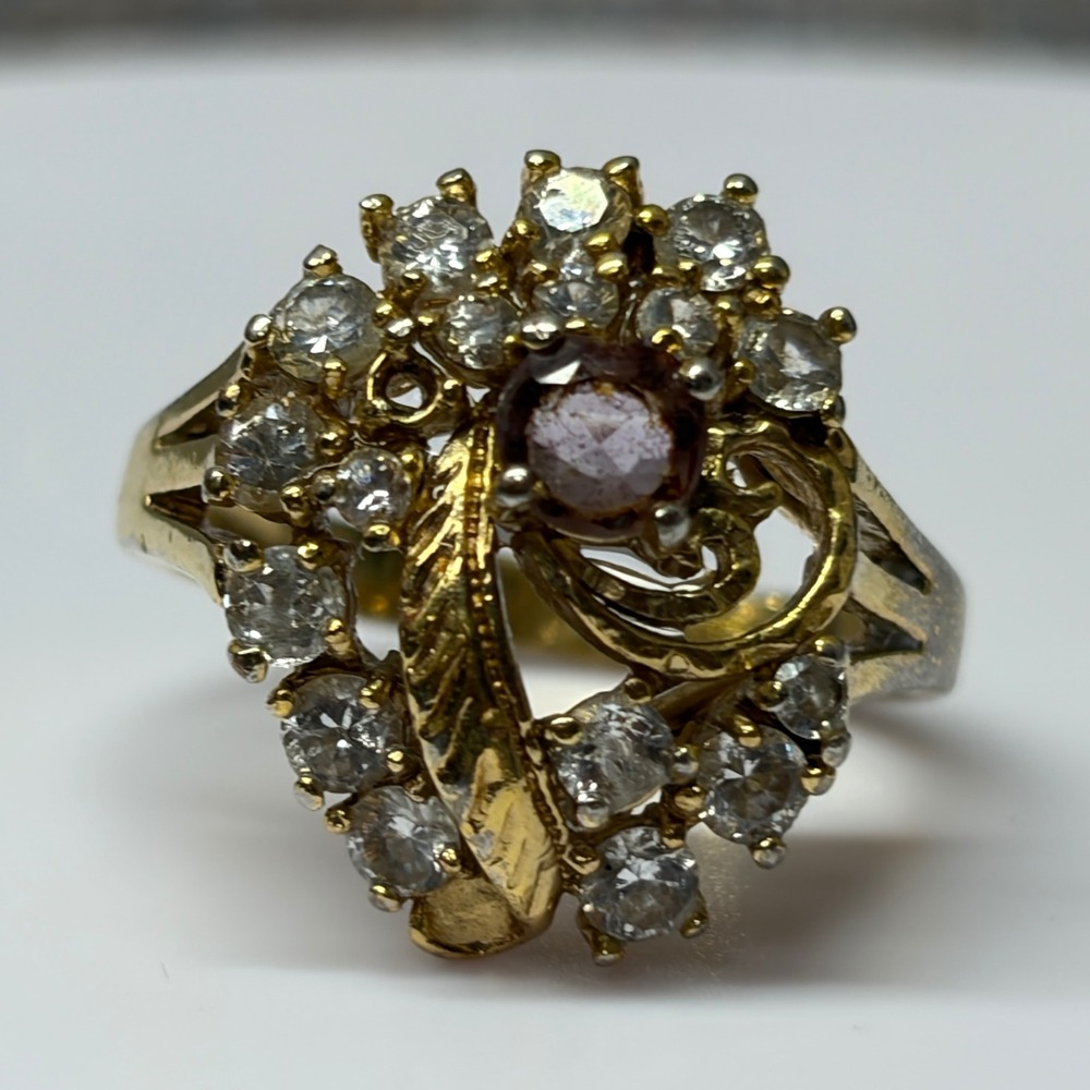 Vintage Gold Tone Cluster Ring Purple Stone Leaf Filigree Sz 9.5 Missing 1 Stone